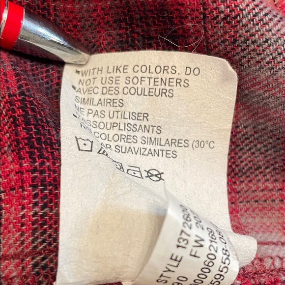 UA Red and Gray Plaid Flannel Shirt Unisex - Picture 10 of 12